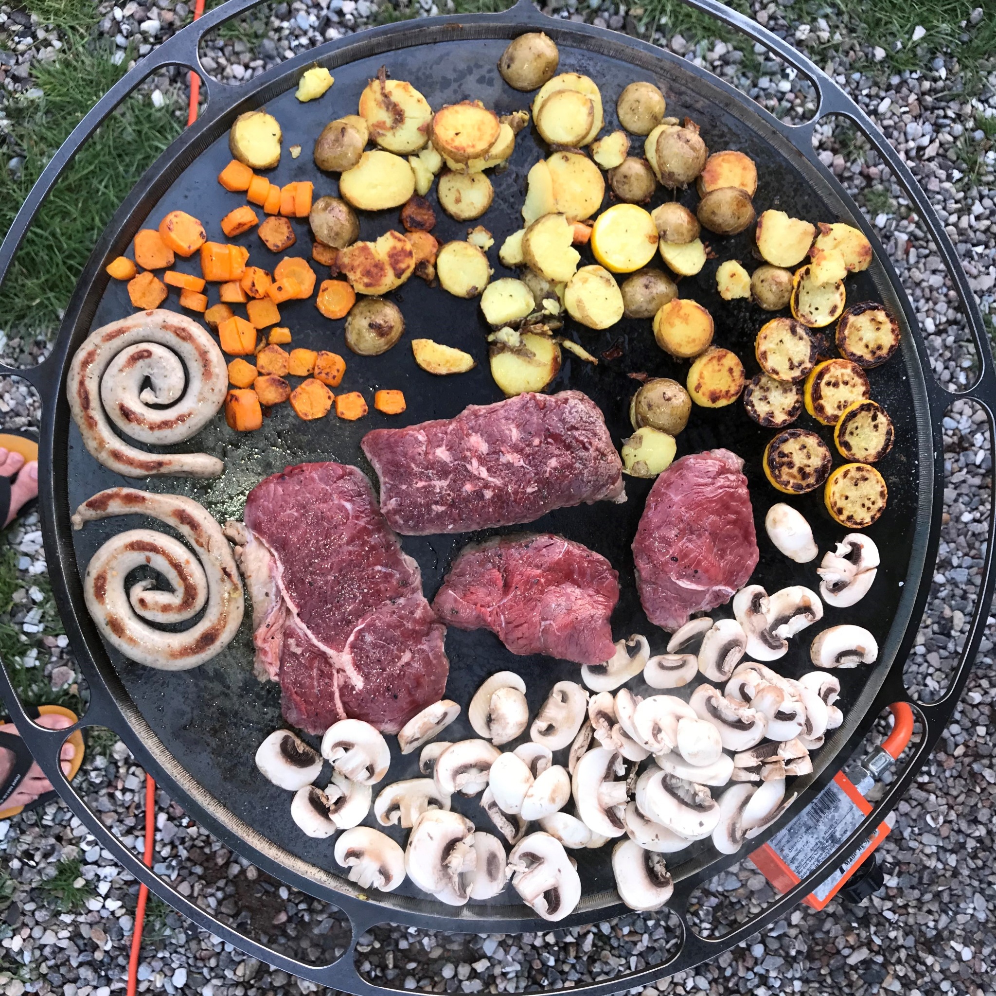 HyCook 90 Plancha Grill mit sichtbarer Gaszuführung